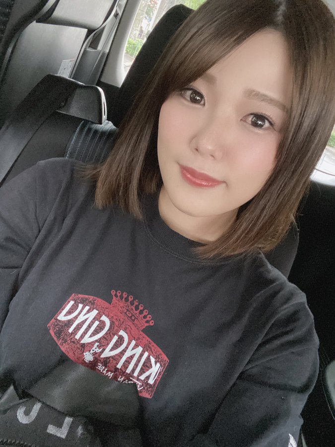 上万追踪!界令和第一位J罩杯神乳“佐知子”开玩抖音!