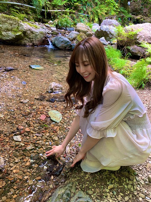 再度移籍!D罩杯美艳大姐姐“星川凛凛花”宣布加入T-POWERS并改名“百瀬凛花”!