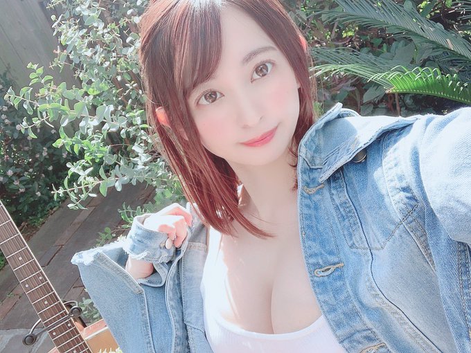 重回片场! 火辣F奶美少女“梓光莉”重披战袍完全零违和!
