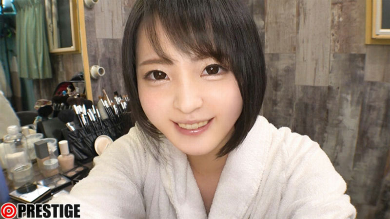 完美比例!H罩杯短发美少女“美之嶋巡”出道、最想挑战角色扮演类型演出!