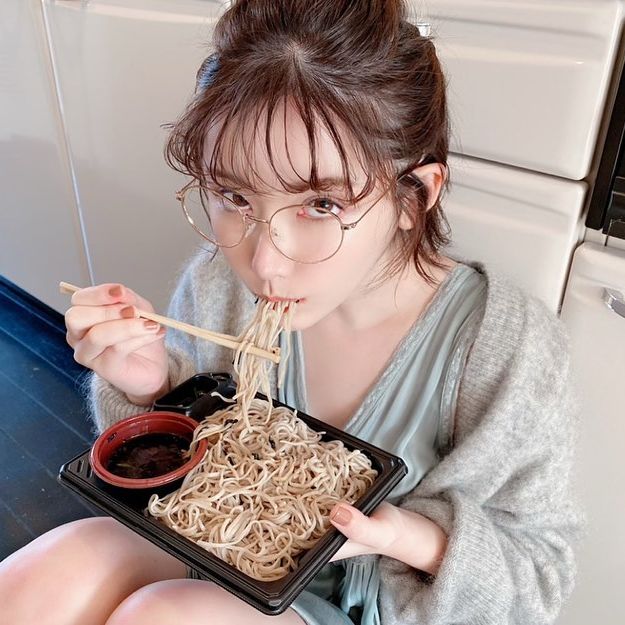 转战水管!推特爆红女神“深田咏美”频道开张三个月冲破1500万次点阅!
