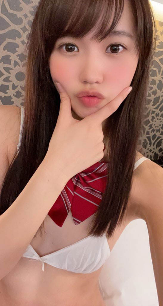 曾经进行过偶像活动！娇小美少女“高山铃”出道、娇喊最爱色色的事！