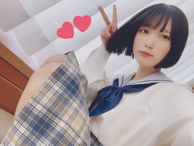 为筹搬家费用下海?! 23岁长腿贫乳美少女“日泉舞香”!