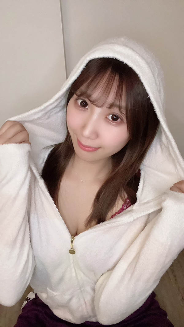 黄金美脚! F罩杯前赛车皇后“北乃优奈”不甘于人妻、出道!