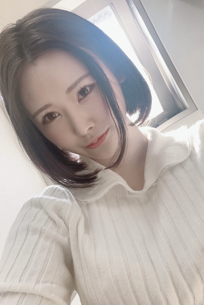 现役新体操选手! 雪嫩白皙G罩杯美女新人“皆川瑠衣”出道自曝最爱边喝酒边…!
