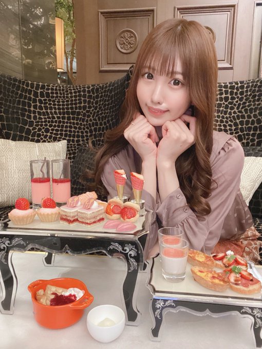 泳装比赛后冠! F罩杯巨乳美少女“朝日奈华莲”出道大秀冠军级身材!