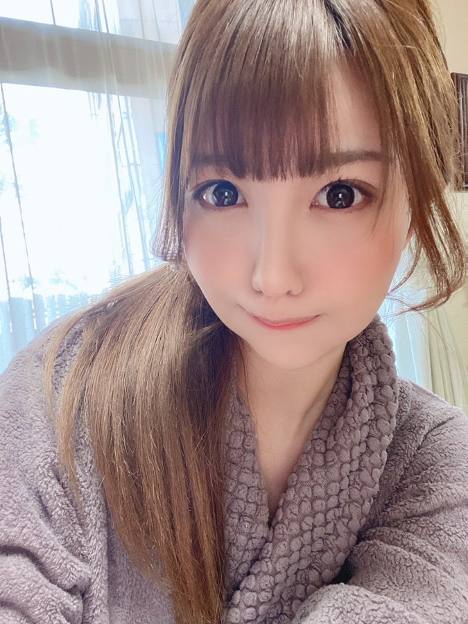 泳装比赛后冠! F罩杯巨乳美少女“朝日奈华莲”出道大秀冠军级身材!