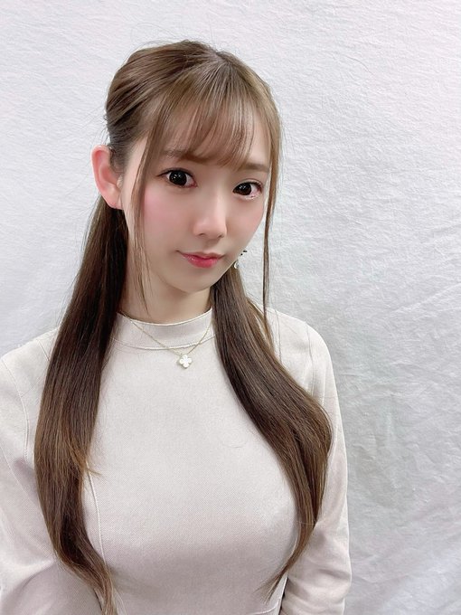 巨乳蜂腰！ Ｇ罩杯清纯美少女“早野诗”出道！一个月拿下上千追踪！