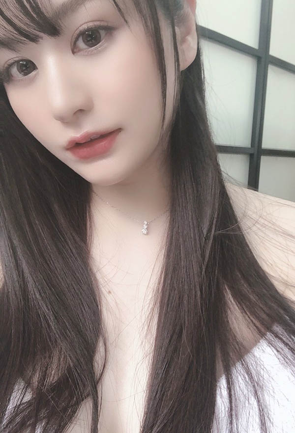 JULIA小师妹登场！ H罩杯巨乳美少女“唯月优花”AV出道自曝最想交手的AV男优是...！