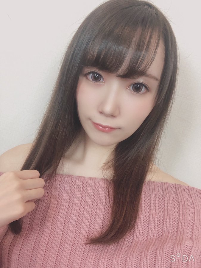 能姐能妹! 美少女大学生新人“琴石梦琉”可爱水手服、娇滴滴女仆装亮相!