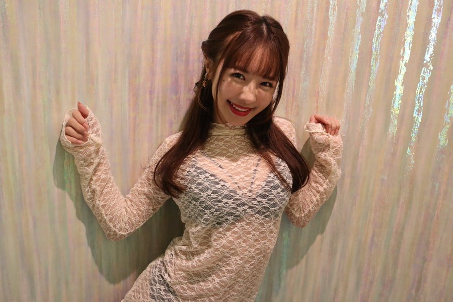 人气飙升! 阳光笑容美少女「栗山莉绪」出道2个月SNS坐拥5万粉丝!