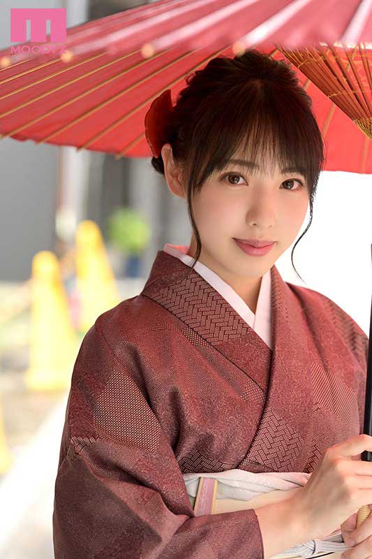 和服老店千金! C罩杯白净美少女「白桃花」出道自曝:高二就决定好了。