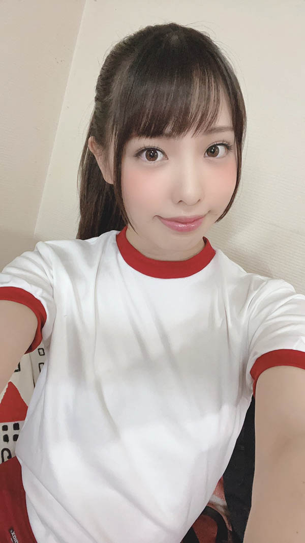 和服老店千金! C罩杯白净美少女「白桃花」出道自曝:高二就决定好了。