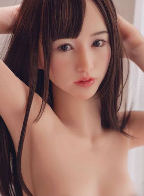 买下天使萌?! 偶像级美少女「天使萌」本人监制相似度极高情趣娃娃、要价2.5万人民币!