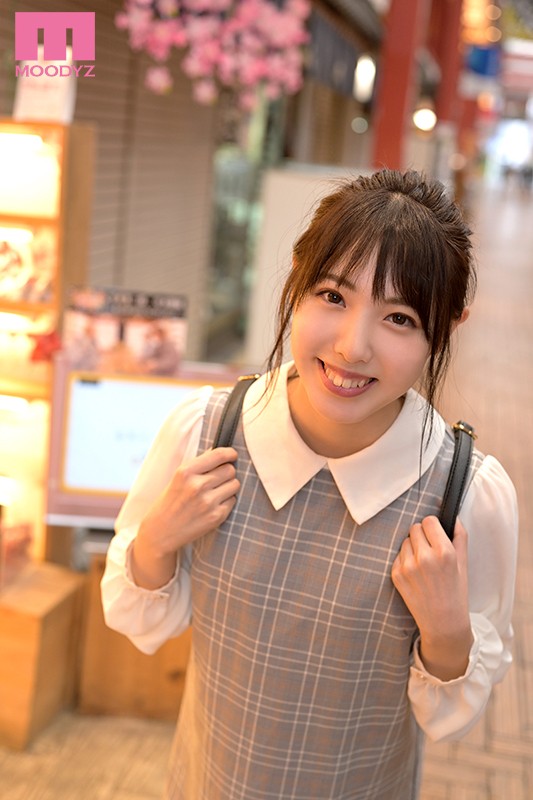 和服老店千金! C罩杯白净美少女「白桃花」出道自曝:高二就决定好了。