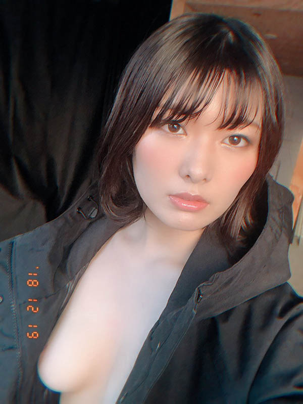 悲报! F罩杯短发美少女「小泉日向」惊爆明年一月引退?!