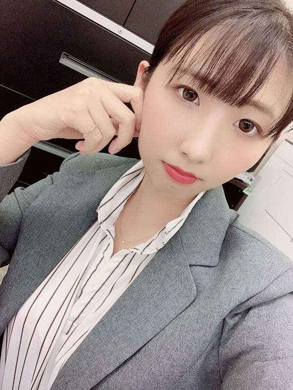 隐藏版素人大姐姐！ 22岁气质G罩杯美女「凪泽诗音」！