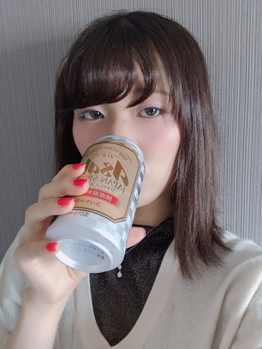 悲报! F罩杯短发美少女「小泉日向」惊爆明年一月引退?!