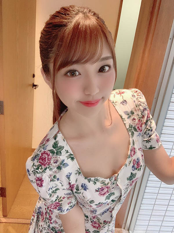换下招牌JK制服! 169长腿美少女「木下日葵」性感薄纱展现小女人火辣性感!