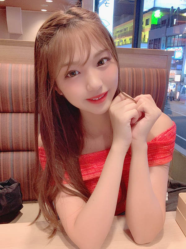 换下招牌JK制服! 169长腿美少女「木下日葵」性感薄纱展现小女人火辣性感!