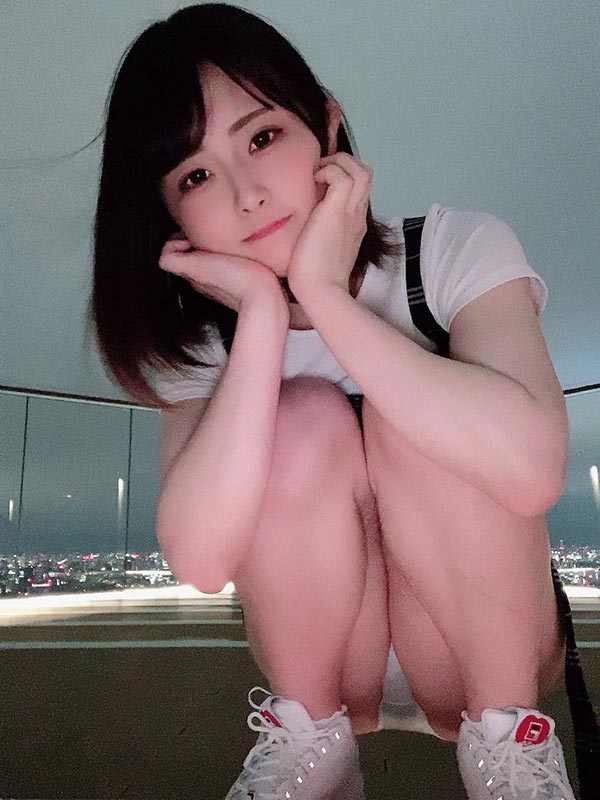 G罩杯火辣新人「葵伊吹」推特福利真空帽T辣翻粉丝、粉丝人数直线上涨！