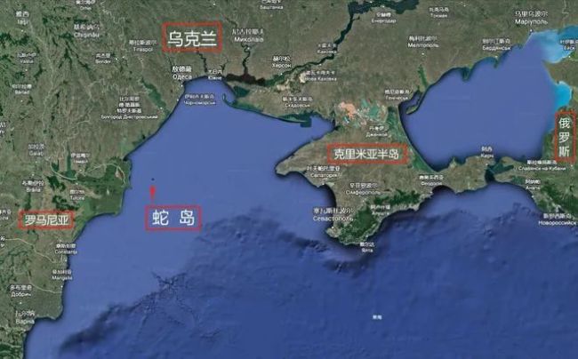 先后出现在蛇岛和土耳其的泽连斯基,长得不一样?