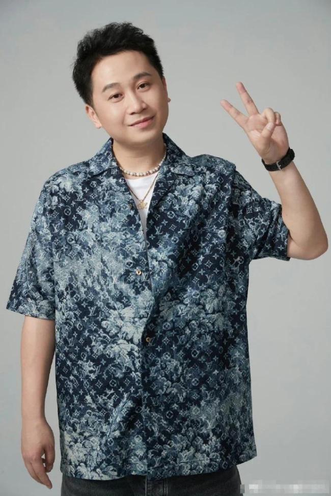 青你2女选手杜紫怡爆Tangoz性骚扰 男方否认指控