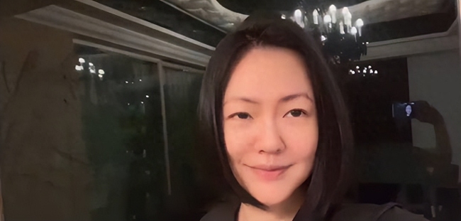 小S庆祝女儿开学怒怼网友圣母教育:少说没人性的话