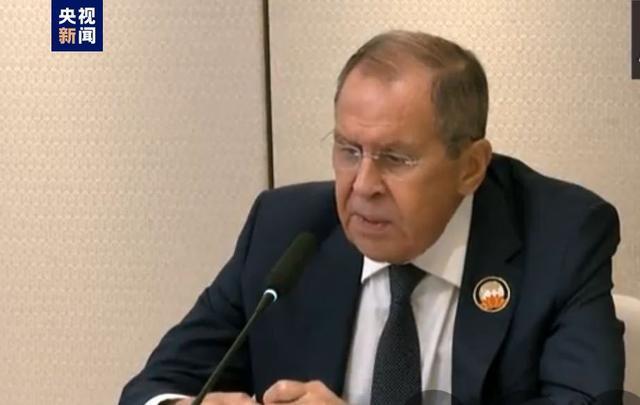 俄外长称普京不反对谈判 但须以现实条件为基础