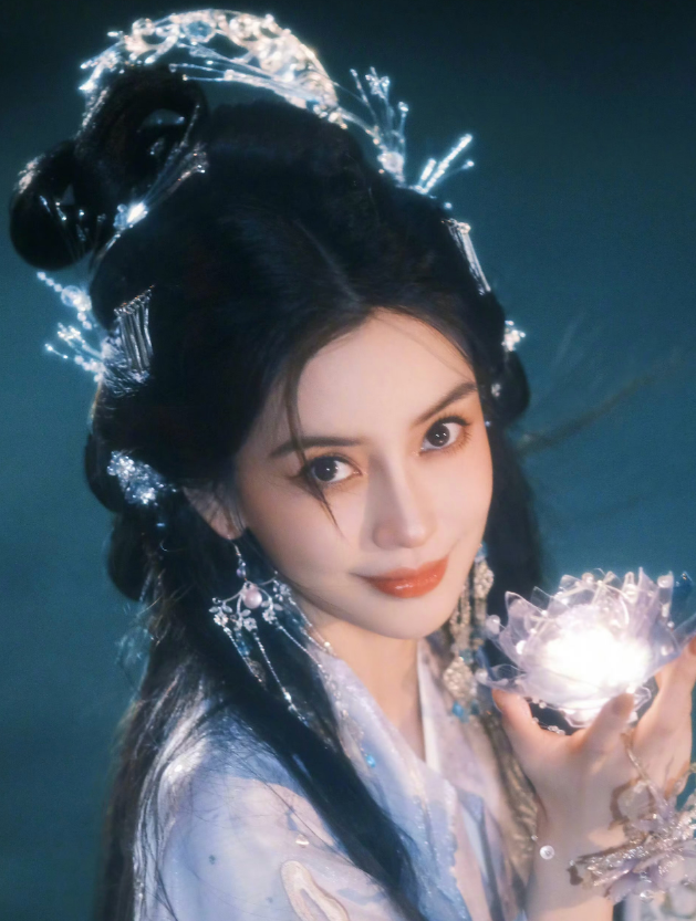 Angelababy将缺席跑男特别季录制 和疯马秀有关？