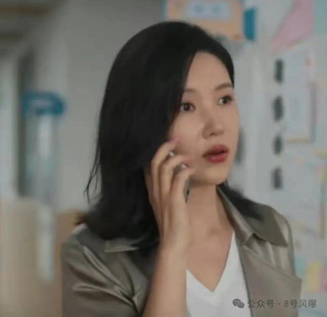 脸僵成这样，这不是砸自己饭碗吗？