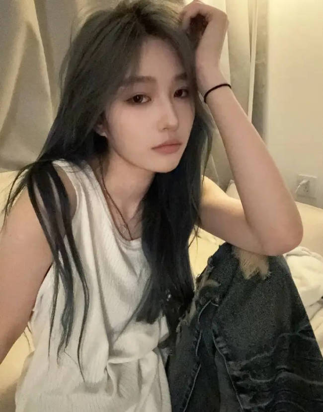 被骂像兵马俑？SNH48成员王奕怼黑粉
