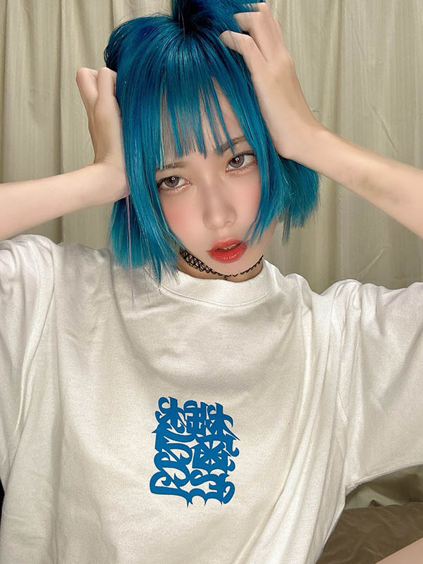 把头发染成绫波レイ(绫波零)后⋯出道11年的她引退往下一站大步走！ ...