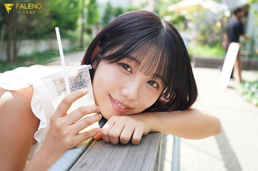 震撼出道！F奶翘臀「太阳系美少女」参上　达人赞：成为一亿人的女主角