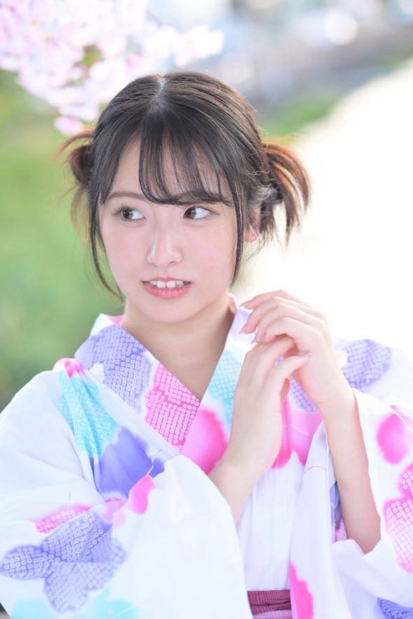 拍片半年后⋯ 中森ななみ(中森七海)收到妈妈的Line！
