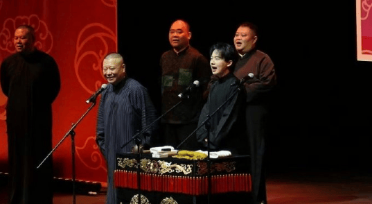 郭麒麟回应德云社继承人：先给父亲办场告别演出