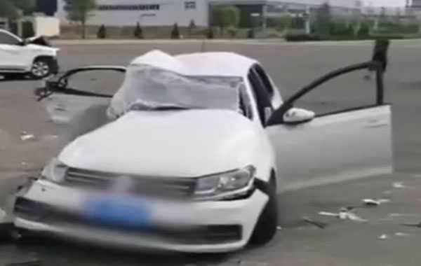 家属回应驾校教练出车祸2名学员身亡,死者乘坐驾校教练准备去路考
