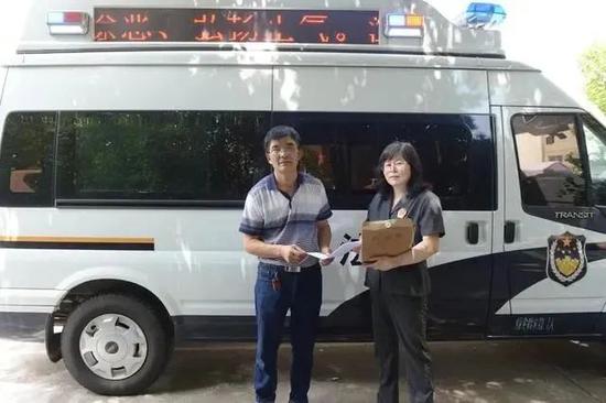 老人留百万遗产邻居继承一半!网友:好人有好报