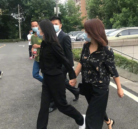 谭松韵向肇事者索赔501万 庭审时表示未收到道歉