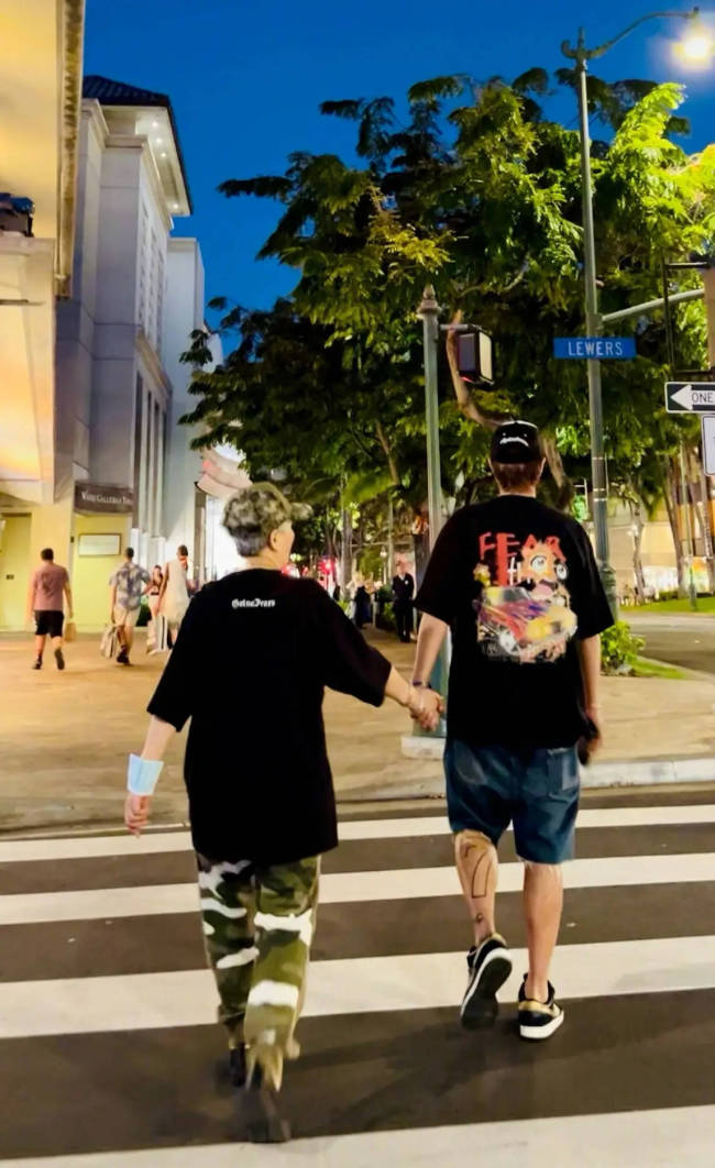 罗志祥透露妈妈患阿兹海默症：希望妈妈开心地活着
