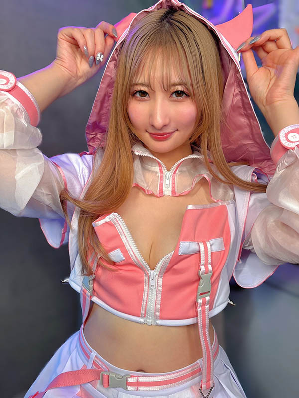 与「日职已婚球星」开房被骂爆 女演员末广纯消失4个月复出！粉丝大赞