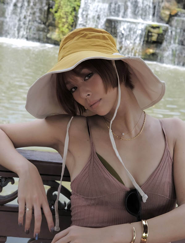 AV帝王西内麻里亚闪电引退！坦言「发现亲人卷入纠纷」...造成困扰了