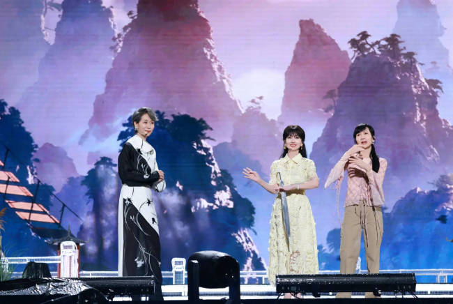 赵雅芝谈不扮白素贞造型原因：扮不回当年的模样了