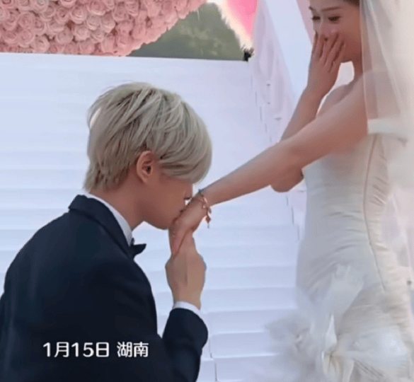 “鹿哈”凌达乐官宣结婚:持证上岗不是一时兴起