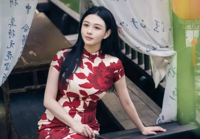 邱淑贞女儿发文回应撞名话题:特别欣赏张凌赫沈月